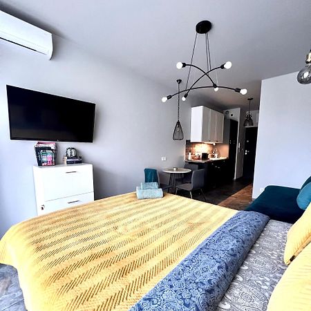 Stylowe Studio Krzemieniecka, Metro Slodowiec, Free Parking By Cosmo Spirit Varsavia Esterno foto